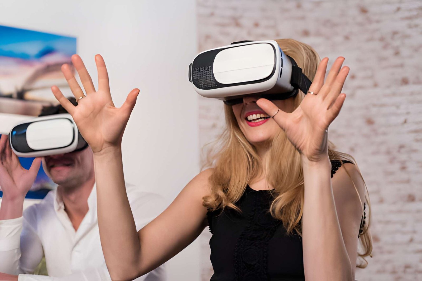 How Hybrid VR Dating Is Bringing Authentic Human Connection Back to Modern Relationships