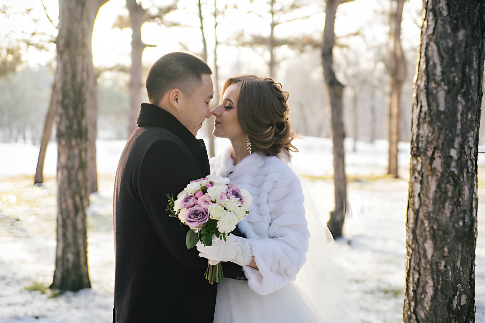 How Real Couples Gently Open the Door to the Hotwife Lifestyle: Stories of Curiosity, Trust, and Emotional Connection