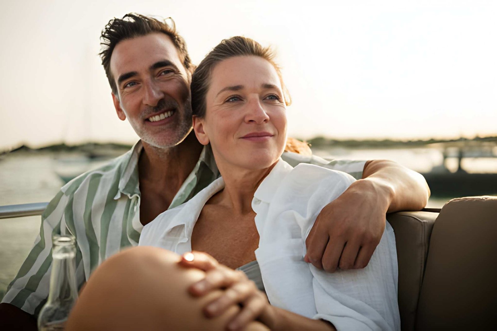 How to Create a Swinger Profile That Attracts the Right Connections (Not Just Attention)