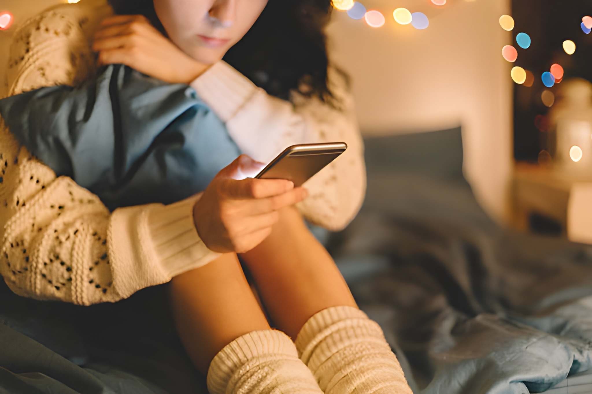 How to Share Desire Online Without Exposing Your Identity