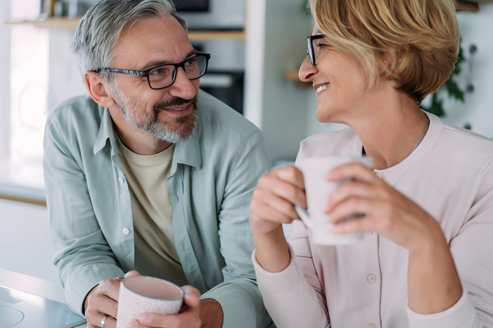 Subtle Check-Ins: Strengthening Emotional Connection in Lifestyle Couples