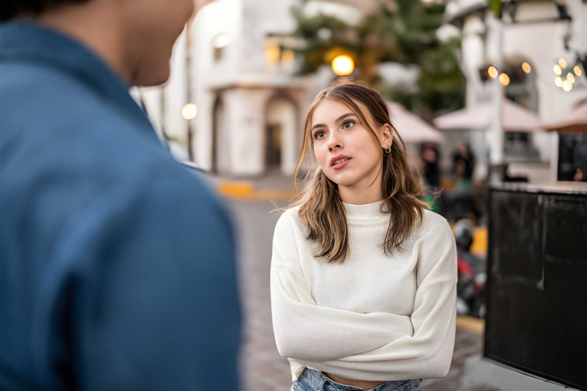 When Distance Starts Quietly: How SwingersNest Couples Discovered Emotional Isolation Before It Was Obvious