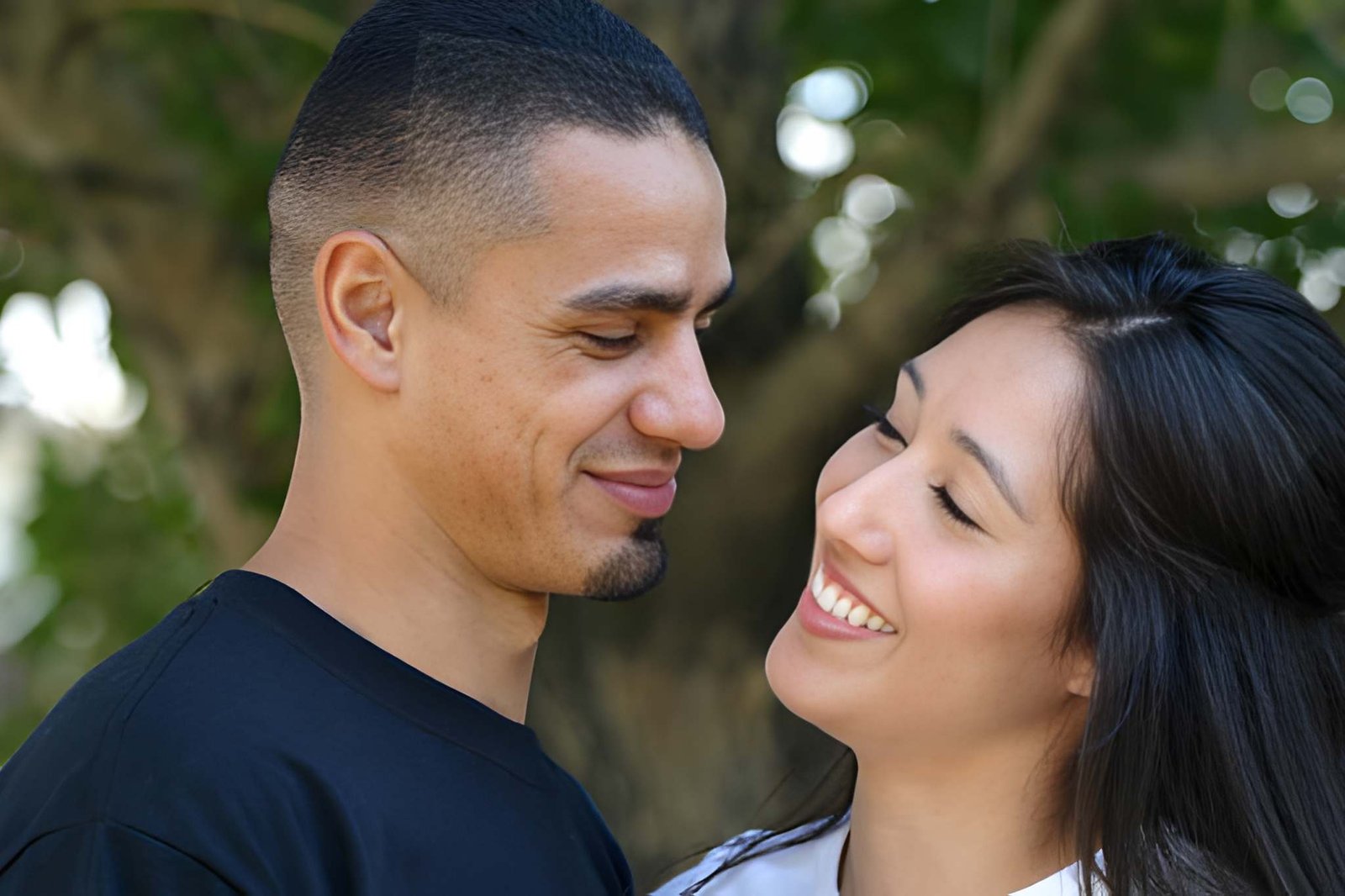 The Subtle Signs Couples Are Emotionally Ready for Lifestyle Exploration