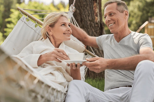 Writing a Hotwife Lifestyle Profile That Builds Trust, Desire, and Real Connection